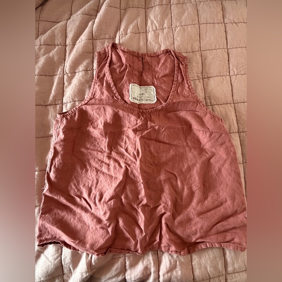 Not Perfect Linen Tank Top - Picture 6 of 7